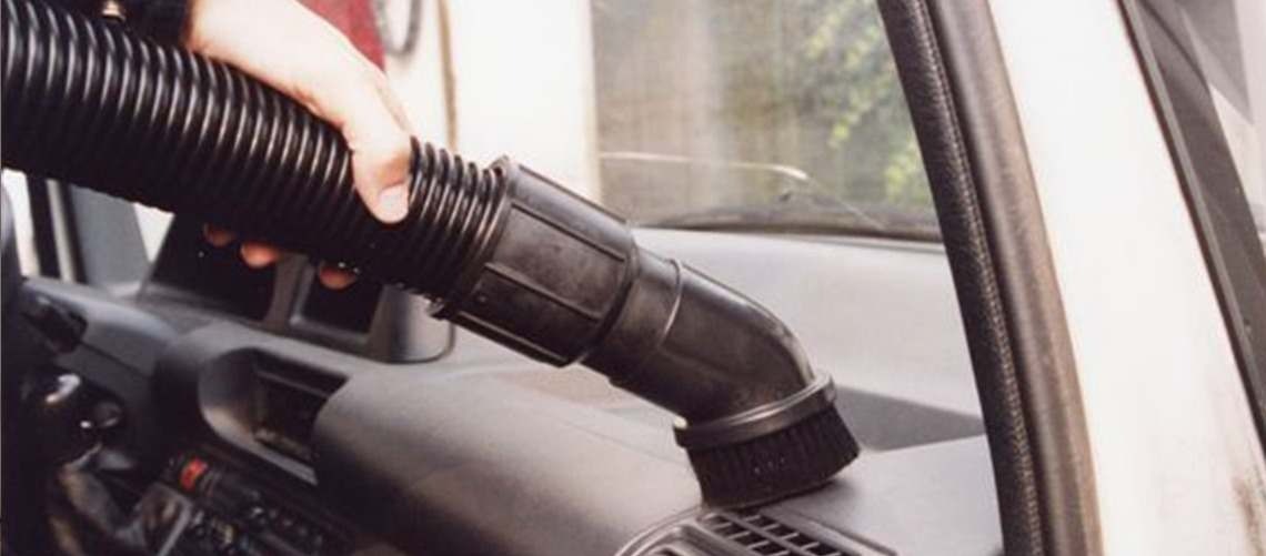 Vacuum cleaners for car wash systems